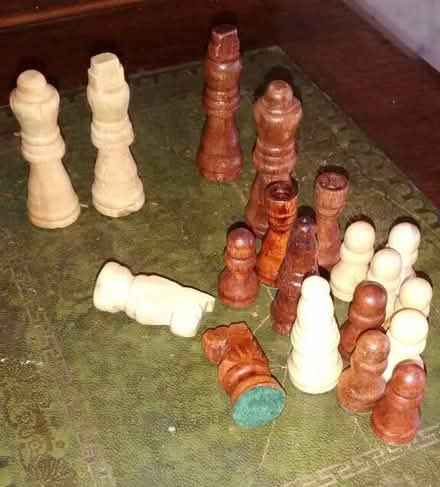 Photo of free Chess pieces (Pollokshields G41) #1