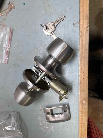 Photo of free Locking door handle (Mountlake Terrace) #1
