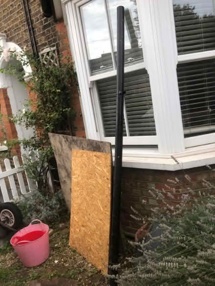 Photo of free Downpipe drainpipe quite new (Watford Heath WD19) #1