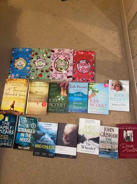 Photo of free Bundle of books (DE24) #1