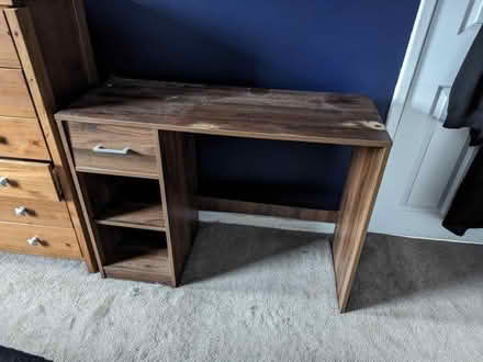 Photo of free Dressing table / computer table (Chellaston DE73) #1