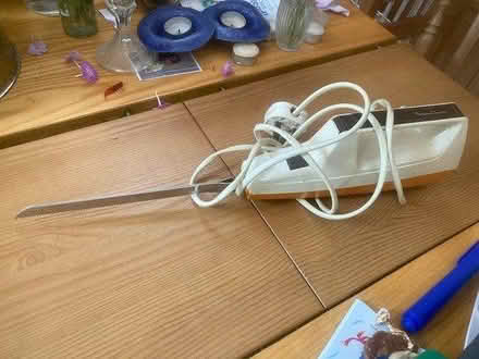 Photo of free Vintage electric carving knife (GU31 Petersfield Heath) #1