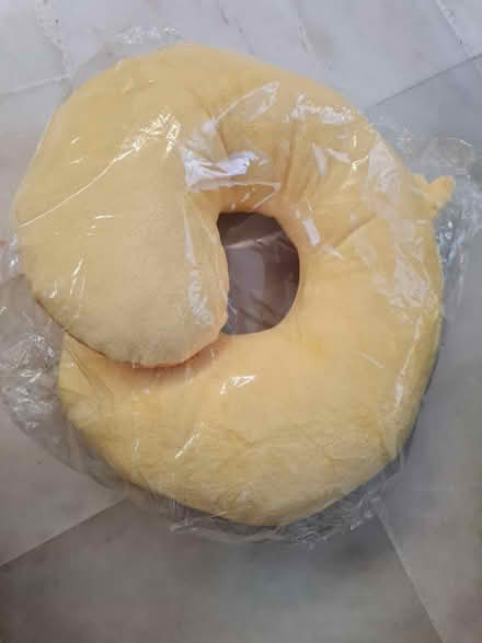 Photo of free Travel pillow yellow duck (Shunfu Road) #2