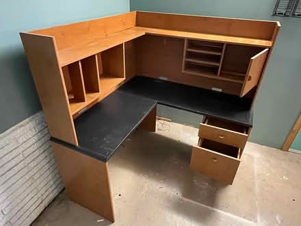 Photo of free Corner desk with hutch (University and McNab (Tamarac)) #2