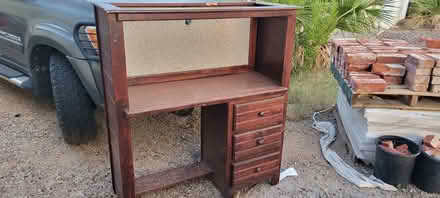 Photo of free Desk (speedway & alvernon) #1