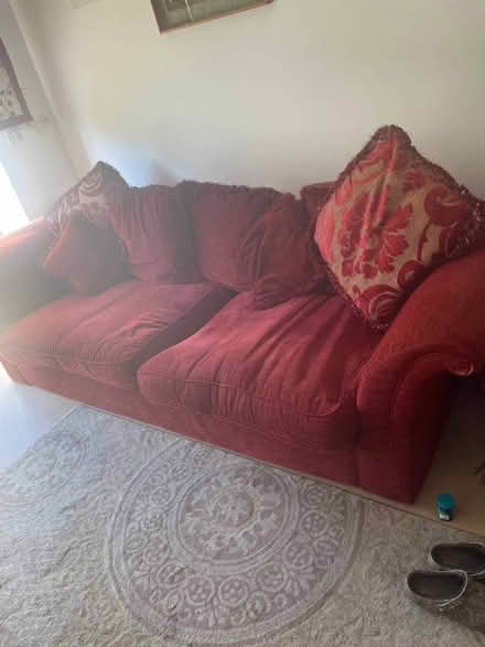 Photo of free 3/4 seater sofa/ parklands (Chichester PO19) #1