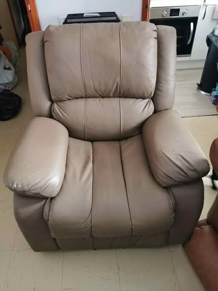 Photo of free Electric recliner chair (Strood ME2) #1