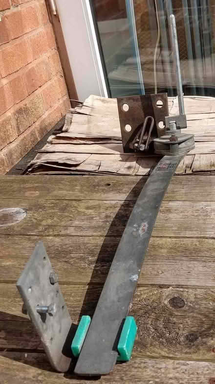 Photo of free scott stabiliser (for caravan or trailer) (Hampton Magna CV35) #1