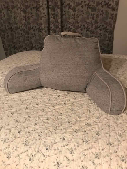 Photo of free Reading pillow (Woodinville wa) #1