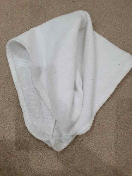 Photo of free Quick dry hair towel w button (GU15) #1