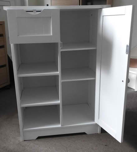 Photo of free White Cupboard Unit (Lower Earley RG6) #2