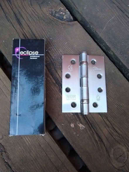 Photo of free Door hinge (Hitchin SG5) #1