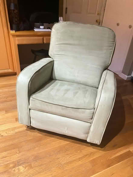 Photo of free Rocking / reclining / swivel chair (Saratoga) #4