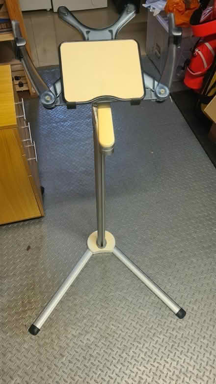 Photo of free Laptop stand (RH1) #2
