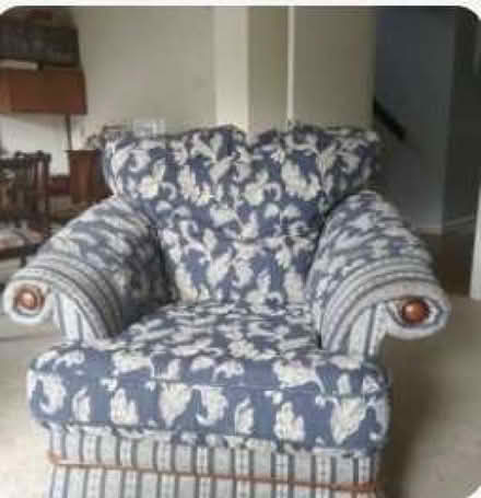 Photo of free 3 piece suite (Bopeep BR6) #1