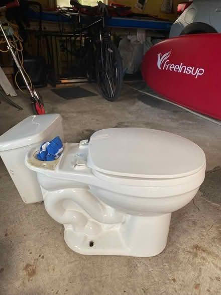 Photo of free Toilet (Westboro) #1