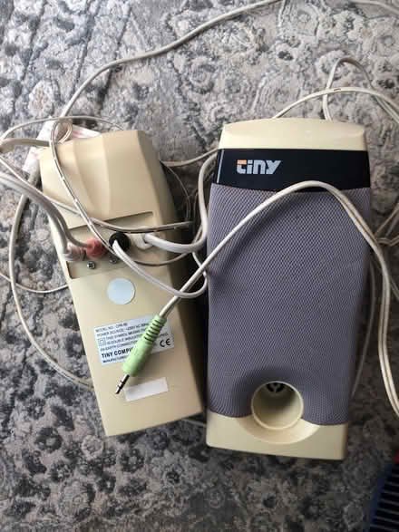 Photo of free TINY Computer Speakers (BA4, Evercreech) #1