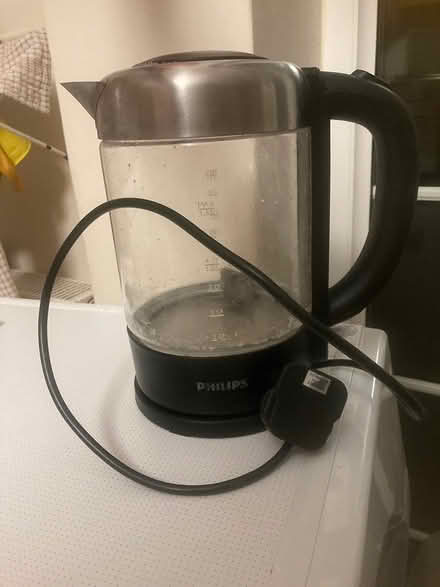Photo of free Philips electric kettle (GU31 Petersfield Heath) #1