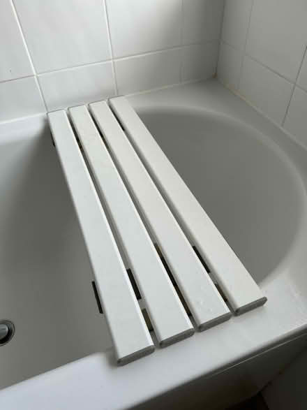 Photo of free Bath seat (LA23 Windermere) #1