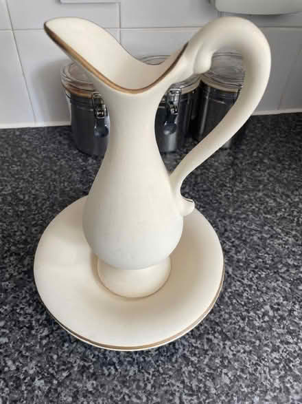 Photo of free Jug n stand (Little Dawley TF4) #2