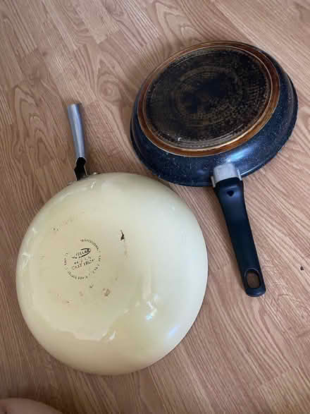 Photo of free Frying pan & wok (E15 Stratford) #2
