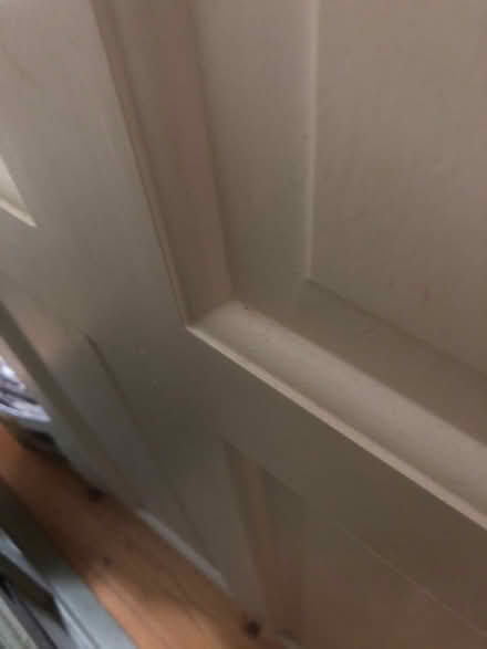 Photo of free INTERNAL DOOR 27inch PAINTED WHITE EXC. COND (Watford Heath WD19) #2