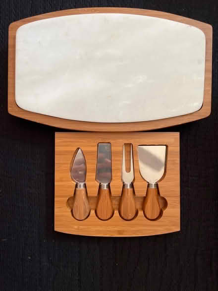 Photo of free Cheese board marble/wood (Shannon Airport/Sylvania Hts) #1
