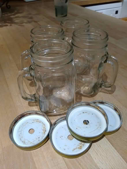 Photo of free Plastic & Glass Sippy Cups (Mytchett GU16) #2