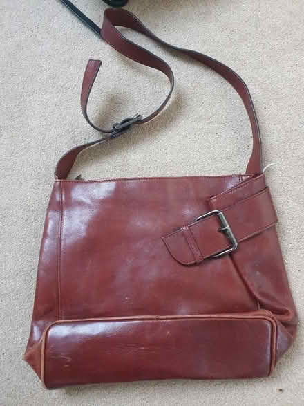 Photo of free Tan leather handbag (GU15) #1