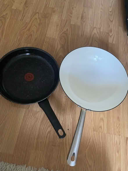 Photo of free Frying pan & wok (E15 Stratford) #1