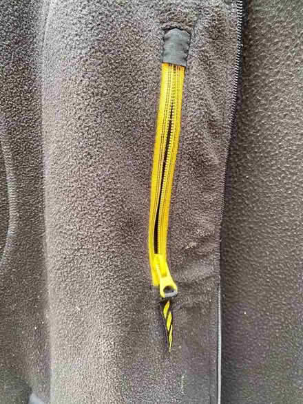 Photo of free Men’s Work Fleece -Large (Eccleston PR7) #3