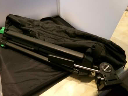 Photo of free Cullman Camera Tripod (Freshbrook SN5) #3