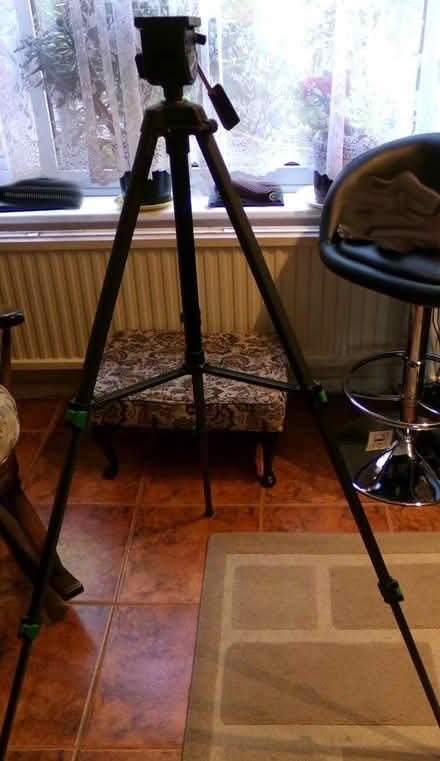 Photo of free Cullman Camera Tripod (Freshbrook SN5) #2