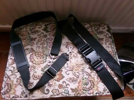 Photo of free 2 Small Bags + Lowepro Camera Belt (Freshbrook SN5) #3