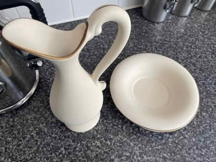 Photo of free Jug n stand (Little Dawley TF4) #1