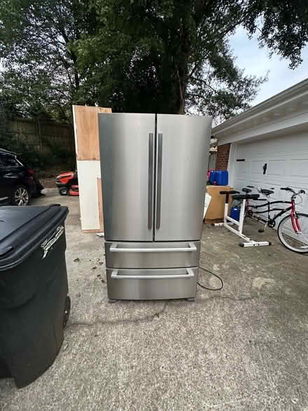 Photo of free Refrigerator (Near TR) #1