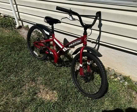 Photo of free BMX Style Bike (20871) #1