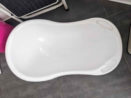 Photo of free Baby bath (NW9) #1