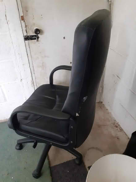 Photo of free Black officer chair (Hanwood SY5) #2
