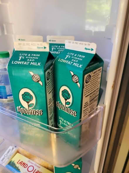 Photo of free 5 quarts of Alpenrose 1% Milk (Aloha/Beaverton) #1