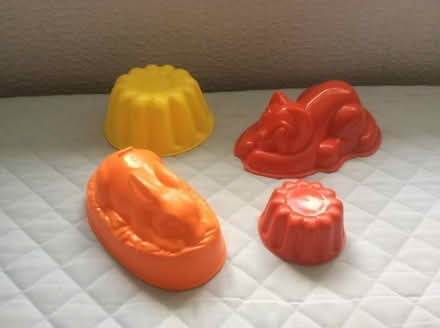 Photo of free Plastic Jelly Moulds (AB15) #1