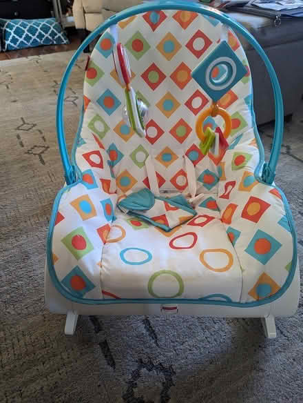 Photo of free Infant Seat (Near Oakland Terrace ES) #1