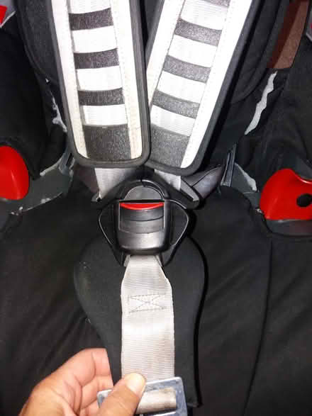 Photo of free Britax romer car seat (CM1) #4