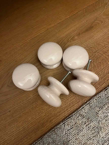 Photo of free Set of 5 cupboard handles (Forest Hill SE23) #1