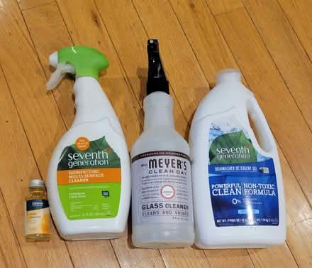 Photo of free Cleaning supplies (Columbia Heights) #1