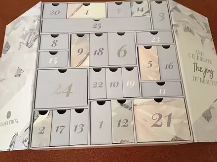 Photo of free Empty advent calendar box (New Barnet EN4) #2