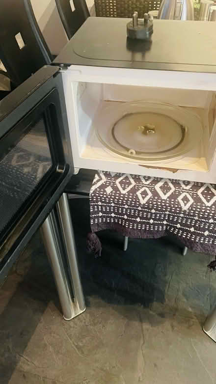 Photo of free Microwave (EH17) #2