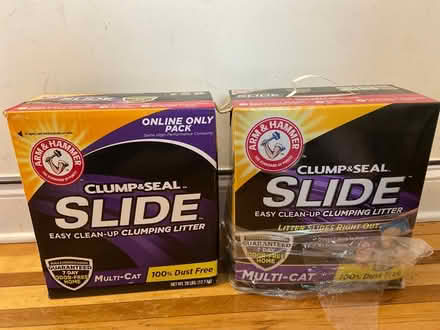 Photo of free Clumping clay cat litter (Sunset Park) #1
