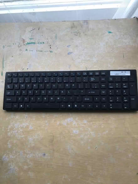 Photo of free Wireless keyboard (Tottenham N17) #1