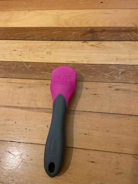 Photo of free Cat brush (Sunset Park) #1